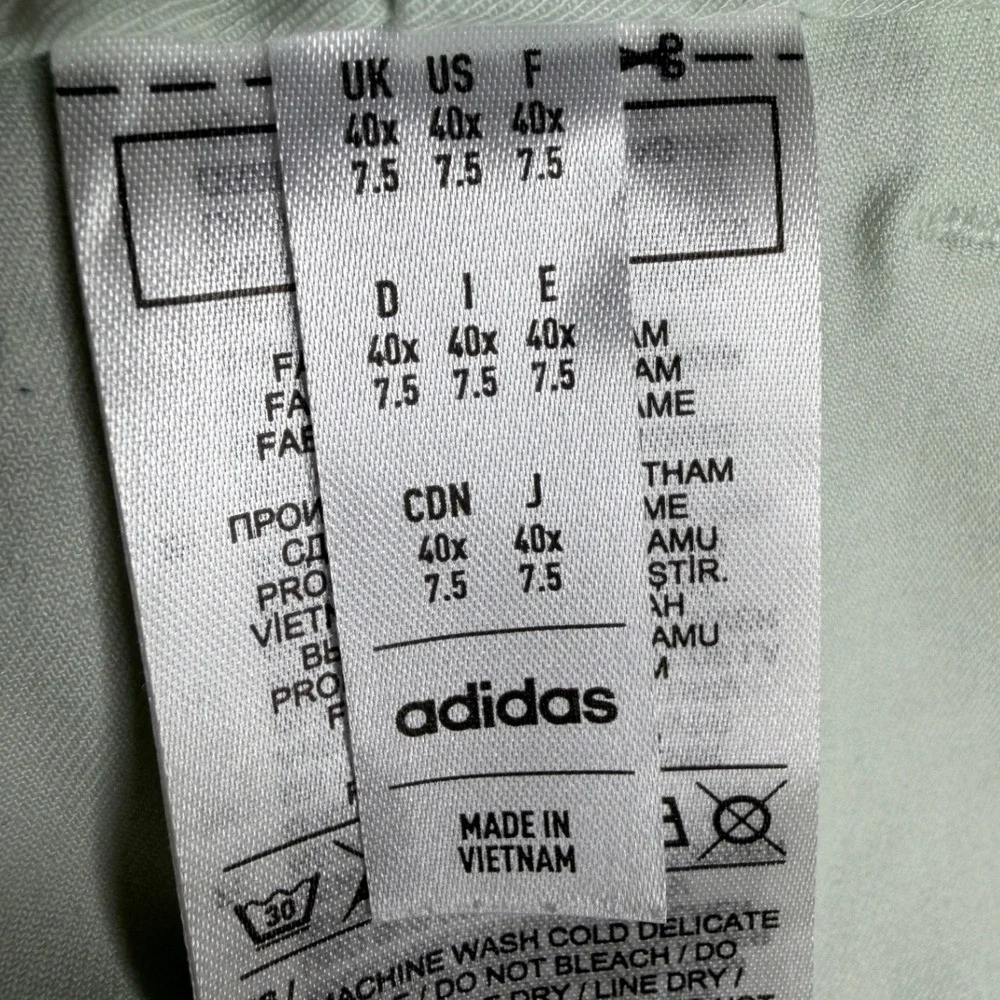 NWT Adidas Men's Golf Primegreen Shorts size 40 Light Green